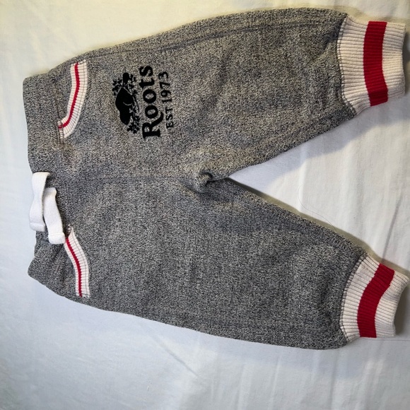 Roots Baby Sweat Set size S (3-6 months) - Picture 3 of 6